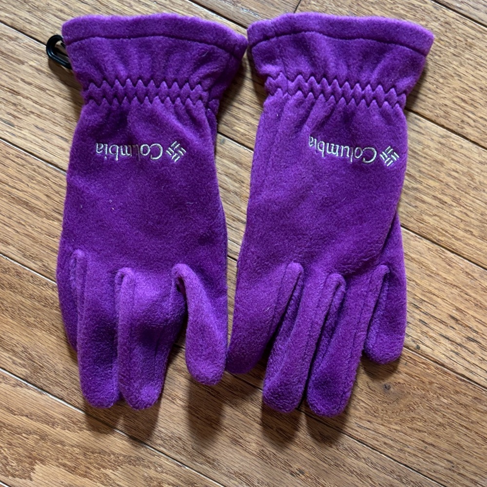 Columbia Vibrant Purple Winter Gloves